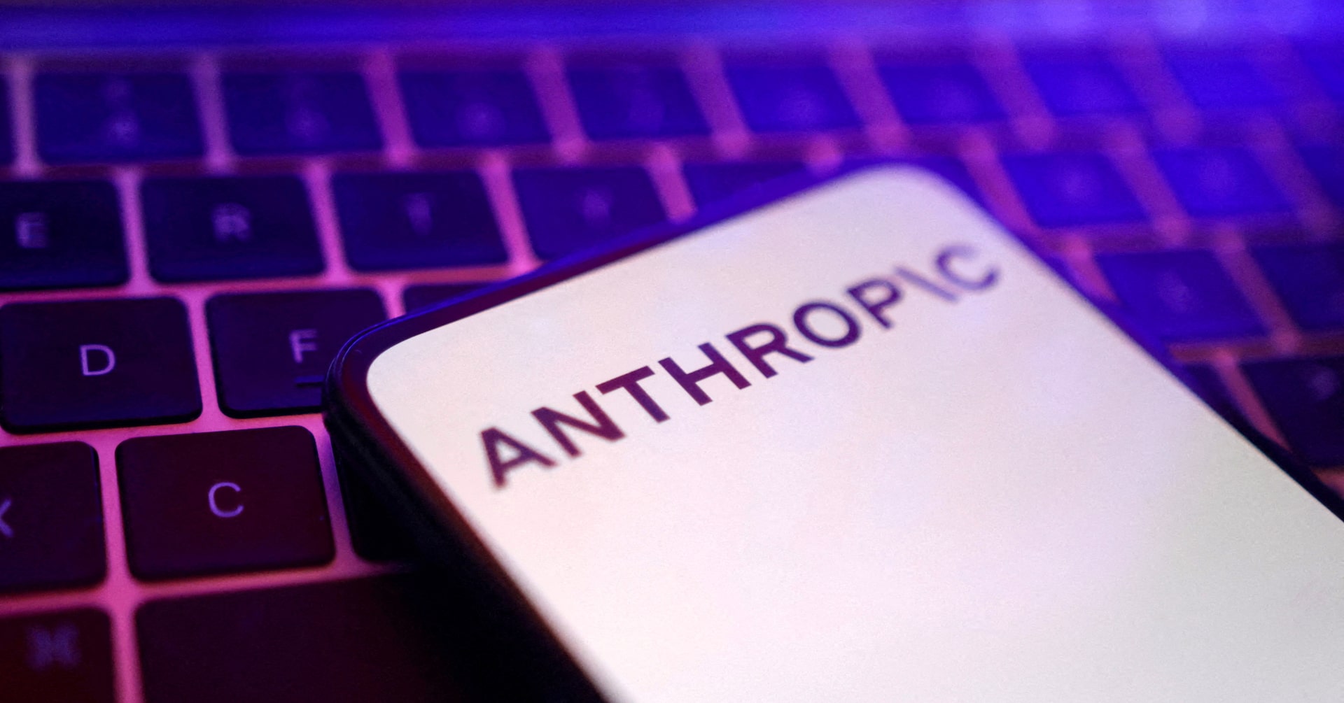 US FTC subpoenas OpenAI and Anthropic over consumer harms, Axios reports